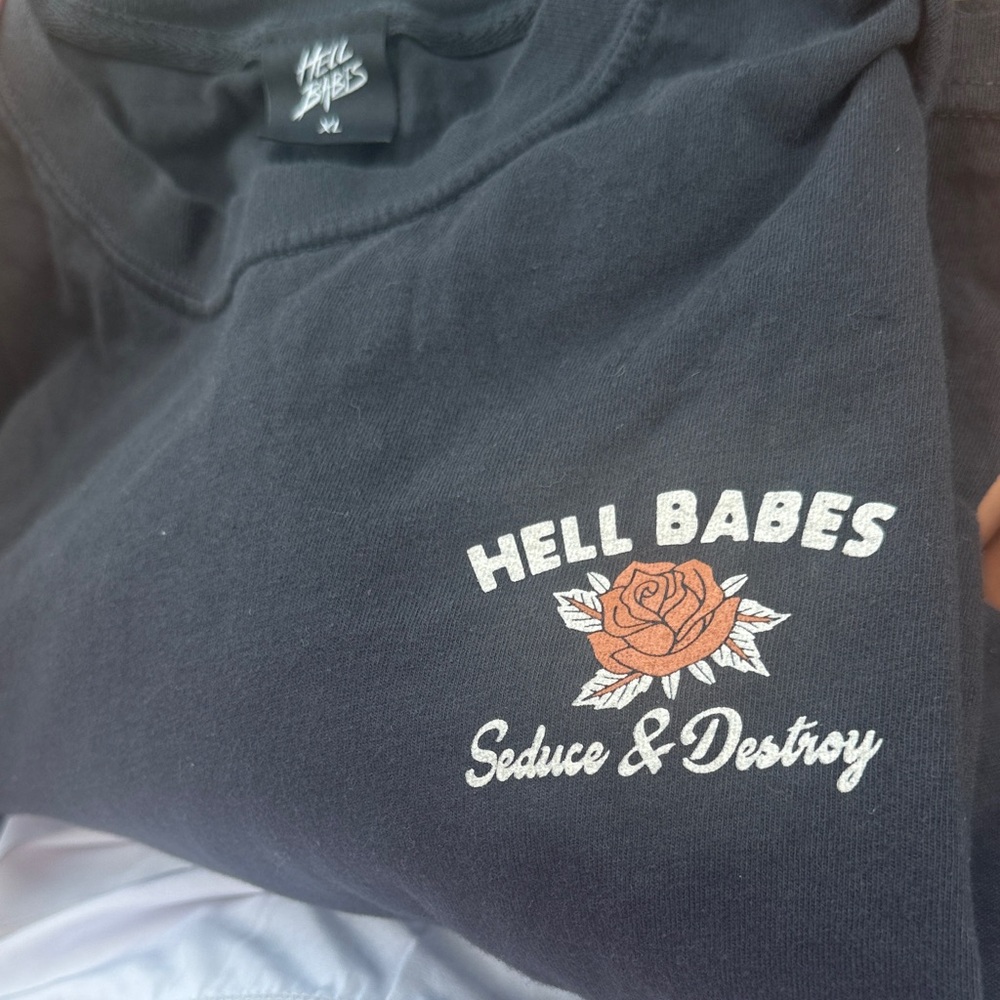 'Seduce and Destroy' Hell Babes Graphic Tee - Picture 3 of 3